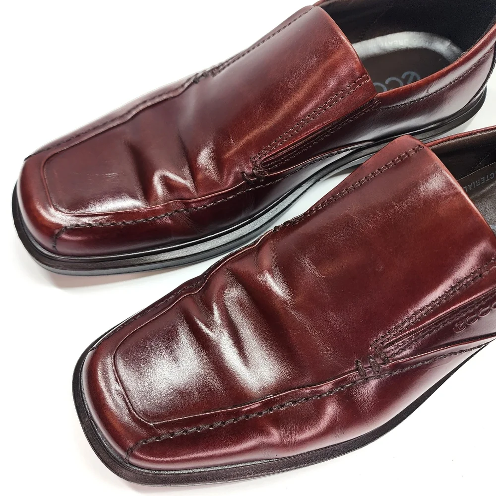 ECCO Slip On Brown Leather Loafer Dress Shoe Men's Size 45 / 11 - 11.5 US
